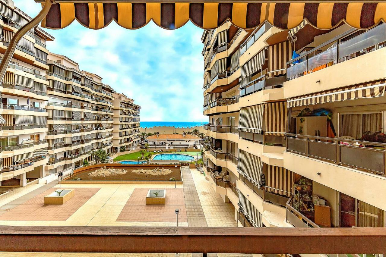 Jardines Canarios لوس كريستيانوس المظهر الخارجي الصورة